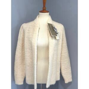 VTG Scandinavian Tundra Wool Knit Cardigan White Sweater Soft Neutral Size M